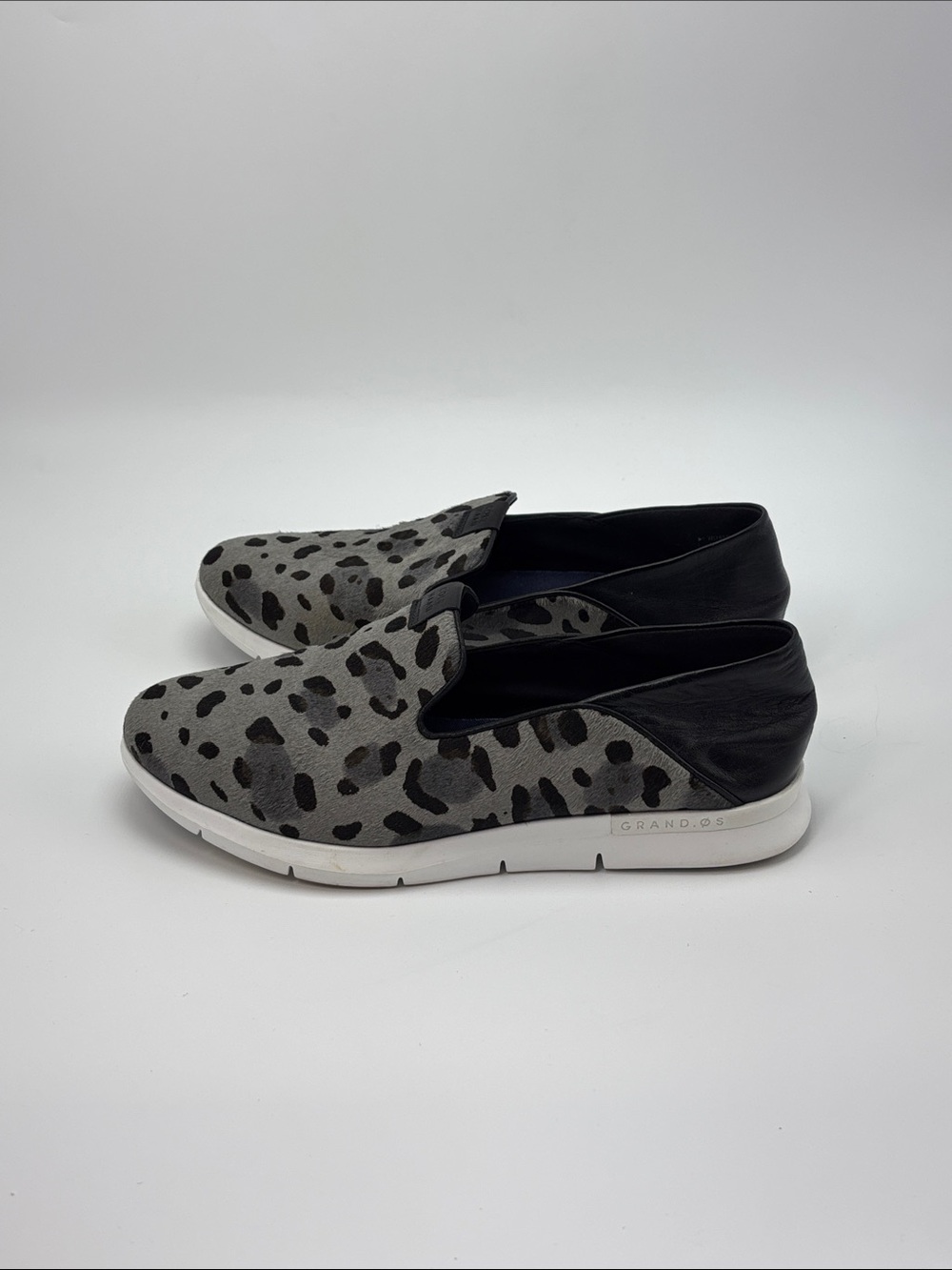 Cole Haan Grand Horizon Grey Leopard Print Calf Hair Slip On Shoes - size 8 - Picture 6 of 10
